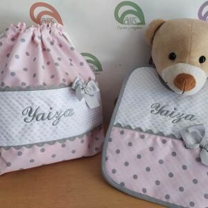 Conjunto-de-saquito-y-babero-bebe-personalizados